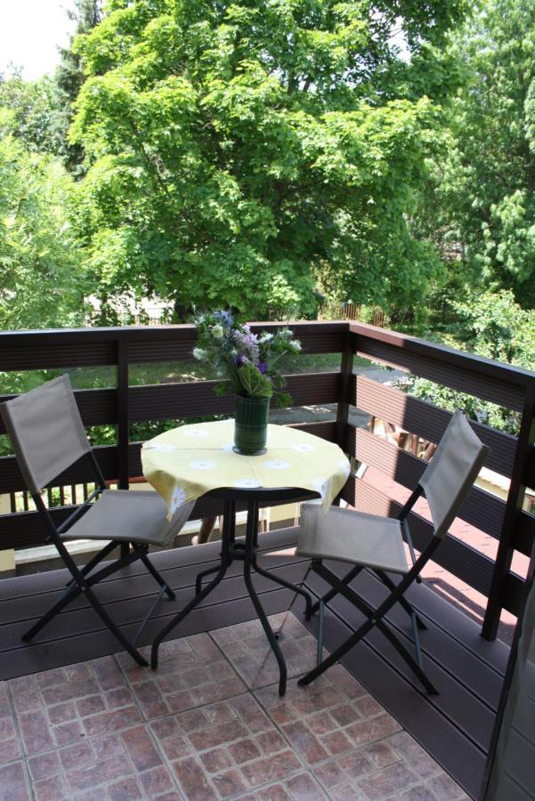 Harmonia Apartmanhaz ไฮจ์ดุสโซบอสโล ภายนอก รูปภาพ